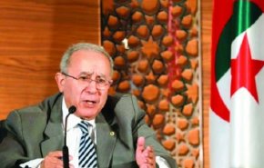 وزير الخارجية الجزائري يراسل الأمم المتحدة بشأن مقتل الجزائريين الثلاثة 