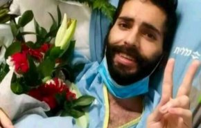 «مقداد القواسمی» پس از ۱۱۳ روز اعتصاب غذا خواسته خود را به کرسی نشاند/ گفتگو العالم با مادر این اسیر فلسطینی 