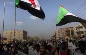 سودانی‌ها خواستار تشکیل دولت غیرنظامی در این کشور شدند