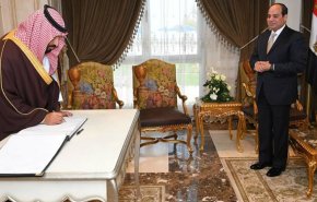 وقتی رئیس‌جمهور مصر از رفتار بن سلمان عصبی شد و او را «بچه» خطاب کرد
