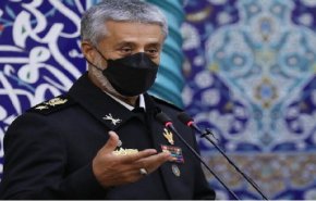 دریادار سیاری: حضور نیروی دریایی در آب‌های بین‌المللی بیانگر توان دفاعی ایران است
