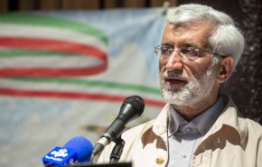 جلیلی: آمریکا را از تحریم‌کردن پشیمان کنیم/ دانشجویان می‌توانند حصار تحریم را بشکنند