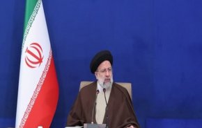 الرئيس الايراني يحثّ على تحديد العناصر المسؤولة عن التقلبات الاخيرة في سوق الصرف الأجنبي