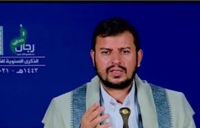 رهبر انصارالله: عربستان که حریم هوایی یمن را بسته، آن را به روی «بنت» باز کرد
