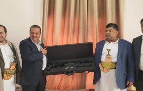 سلاح کاملا بومی در دستان الحوثی + عکس
