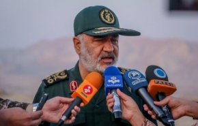 سرلشکرسلامی: پهپادهای تهاجمی و انتحاری اجزای جدید قدرت تهاجمی سپاه است