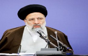 رئیسی: اگر به اقتصاد مقاومتی توجه می‌شد، مشکلات امروز را نداشتیم