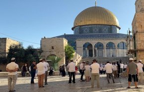 عشرات المستوطنين يقتحمون المسجد الأقصى خلال الفترة الصباحية