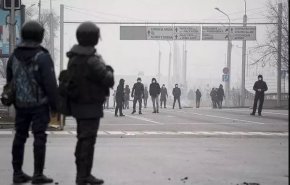 اقامتگاه رئیس‌جمهور قزاقستان به آتش کشیده شد