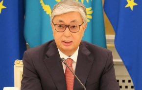 دستور رئیس جمهوری قزاقستان برای مقابله با معترضان/ اجازه استفاده از سلاح علیه معترضان صادر شد