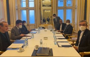 باقری و مورا موارد اختلاف را بررسی کردند