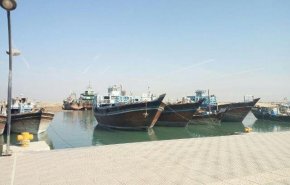 توقیف چهار فروند شناور حامل ۱۲۰ هزار لیتر سوخت قاچاق در هرمزگان