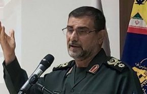 دریادار تنگسیری: دشمن حق ندارد حتی در آب‌های تحت نظارت ما قرار بگیرد