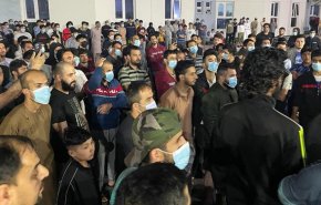تظاهرات مهاجران افغانستانی در ابوظبی علیه آمریکا
