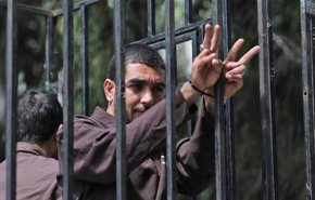 اعتصاب غذای نامحدود و فراگیر اسرای فلسطینی آغاز شد
