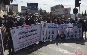 بيت لحم.. وقفة تضامنية مع الأسرى في سجون الاحتلال 
