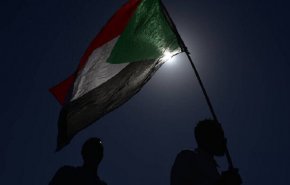سرکوب تظاهرات معترضان در خارطوم با گاز اشک‌آور