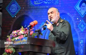 سرلشکر سلامی: سپاه در برابر توطئه‌‎ها و خباثت‌ دشمنان ایستاده است