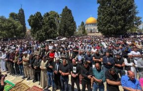 برگزاری نماز جمعه در مسجدالاقصی با حضور ۶۰ هزار فلسطینی