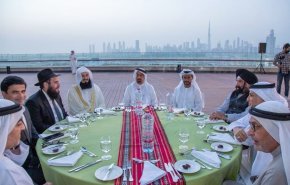 موقع بريطاني: الإمارات تورط شخصيات دينية في التطبيع لإخفاء نهج القمع