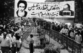 فیلم| خطبه عربی رهبر معظم انقلاب در روز قدس ۱۳۶۳