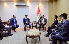 العراق يبحث مع شركة هواوي آلية المباشرة بمشروع الأتمتة