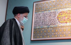 حضور آیت‌الله رئیسی‌ در کنار پیکر نادر طالب زاده + عکس