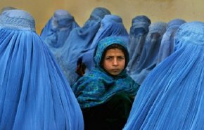 دستورالعمل جدید طالبان برای حجاب زنان در افغانستان/ زنان باید صورت خود را در ملاء عام بپوشانند و برقع بهترین گزینه است