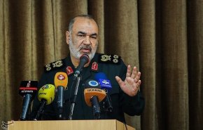 سرلشکر سلامی: امروز از هر زمان دیگری قوی‌تر هستیم/ سختی را پشت سر خواهیم گذاشت