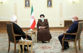 ساختار استفاده از کالابرگ الکترونیکی در کوتاه ترین زمان آماده و اجرا شود