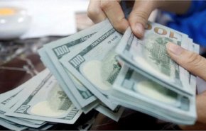 تفاوت أسعار الدولار مقابل الجنيه السوداني في البنوك والسوق السوداء