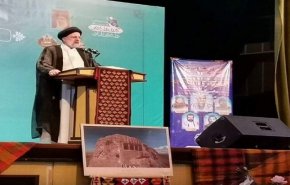 رئيسي: انهاء البطالة وايجاد فرص للعمل من الخطط المحورية للحكومة