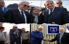 عکس یادگاری با 