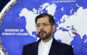 گفتگو خطیب‌زاده با مهاجران افغانستانی ‌در مرز دوغارون