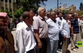 تجمع اهالی قامشلی در اعتراض به حضور اشغالگران آمریکایی