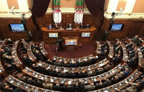 برلمان الجزائر يناقش مشروع قانون الاستثمار الجديد
