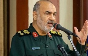 سردار سلامی: آماد، پلی میان علوم و فناوری و نیازهای عملیاتی در میدان است