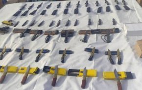 شناور حامل سلاح در آب‌های گناوه توقیف شد