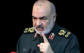 فرمانده کل سپاه: اجازه نمی‌دهیم دست دشمن به حریم امنیت ما برسد