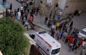 امدادرسانی به مصدومان زمین‌لرزه‌های هرمزگان/ هلال احمر هرمزگان: هیچ‌کس دیگر زیر آوار نیست/ افزایش تلفات به 5 فوتی، شمار مصدومان به 93 تن رسید/ آخرین وضعیت مناطق زلزله‌زده/ محور مواصلاتی بندرخمیر به بندرلنگه بازگشایی شد/دستور وزیر بهداشت برای رسیدگی فوری به آسیب دیدگان/ آسیب ۶٠ درصدی خانه‌ها در منطقه سایه خوش