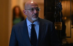 تلاش دولت انگلیس برای برون‌رفت از بحران؛ جانسون جایگزین وزیران مستعفی را تعیین کرد
