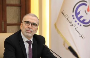 الرئيس السابق لمؤسسة النفط الليبية يرفض قرار إعفائه