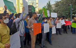 تجمع طلابي في طهران تنديدا بزيارة بايدن للمنطقة 
