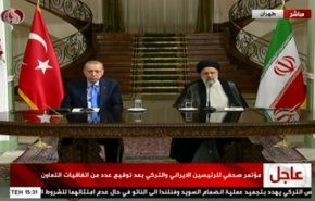 رئیسی: روابط تجاری ایران و ترکیه به 30 میلیارد دلار برسد/ اردوغان: باید با همبستگی کامل با گروه‌های تروریستی مقابله کنیم