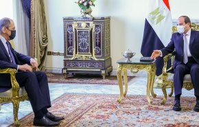 لافروف من القاهرة يتحدث عن شرط تفاوض روسيا مع أوكرانيا 
