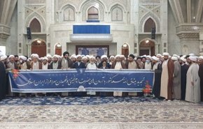 ايران... ائمة الجمعة يجددون البيعة للامام الخميني طاب ثراه
