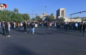 شاهد.. من يقف وراء احتجاجات بغداد؟