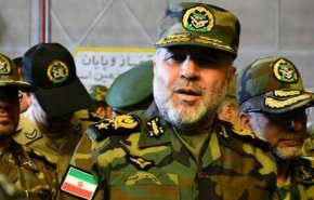 امیر حیدری: تجهیزات فنی مهندسی نیروی زمینی به یزد منتقل شد