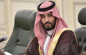 ايكونوميست: ابن سلمان حبس وزيرا في حمام لساعات!