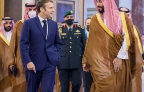 صحيفة فرنسية تكشف عن توتر خيم على زيارة محمد بن سلمان